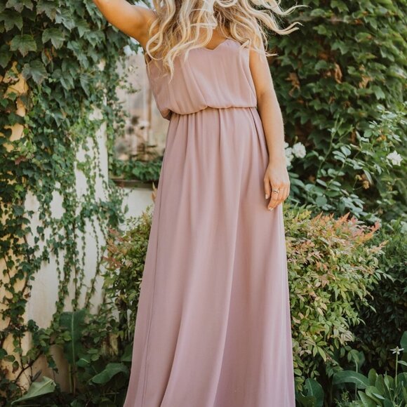 Show me your MUMU kendall Maxi Dress Antique Rose - Picture 5 of 14